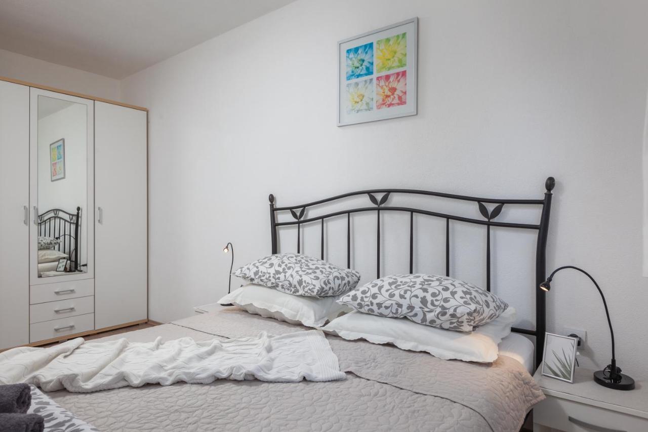 Sea View Ela Apartments Podgora Kültér fotó