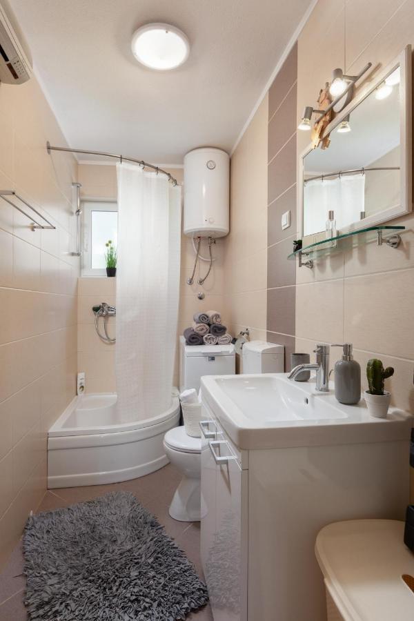 Sea View Ela Apartments Podgora Kültér fotó